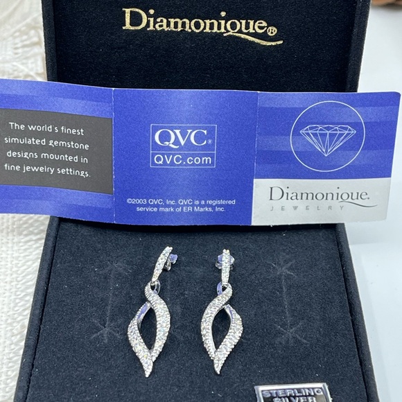 Elegant Vintage QVC Diamonique Earrings - Sterling Silver with Sparkling Stones - Picture 6 of 16